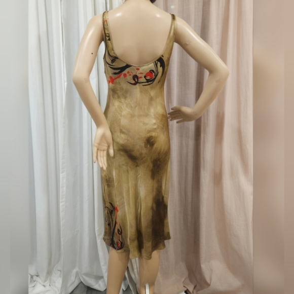 Pretty Asia Region Exclusive Limited Edition Printed Suspender Dress By Zara - Picture 5 of 15